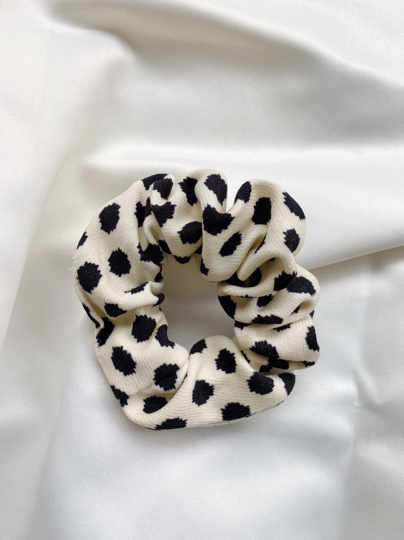 Dalmatian Scrunchie - Beige - Scrunchie
