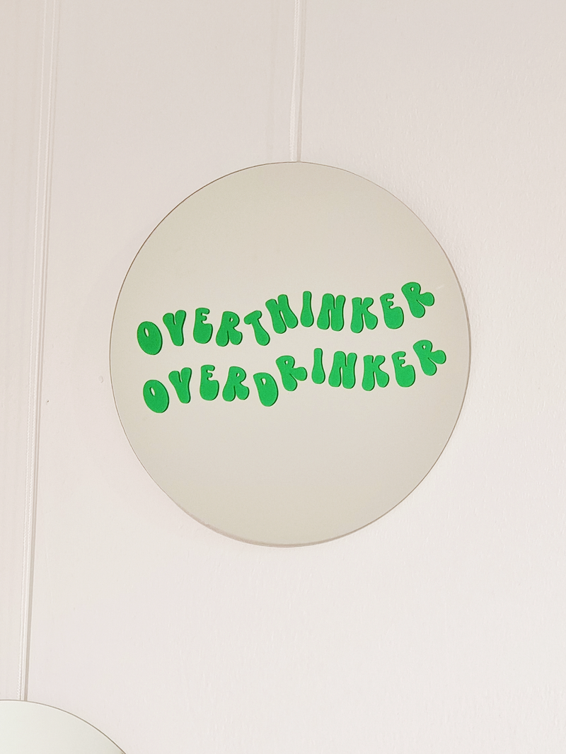 Overthinker Overdrinker Mirror - Green - Spiegel