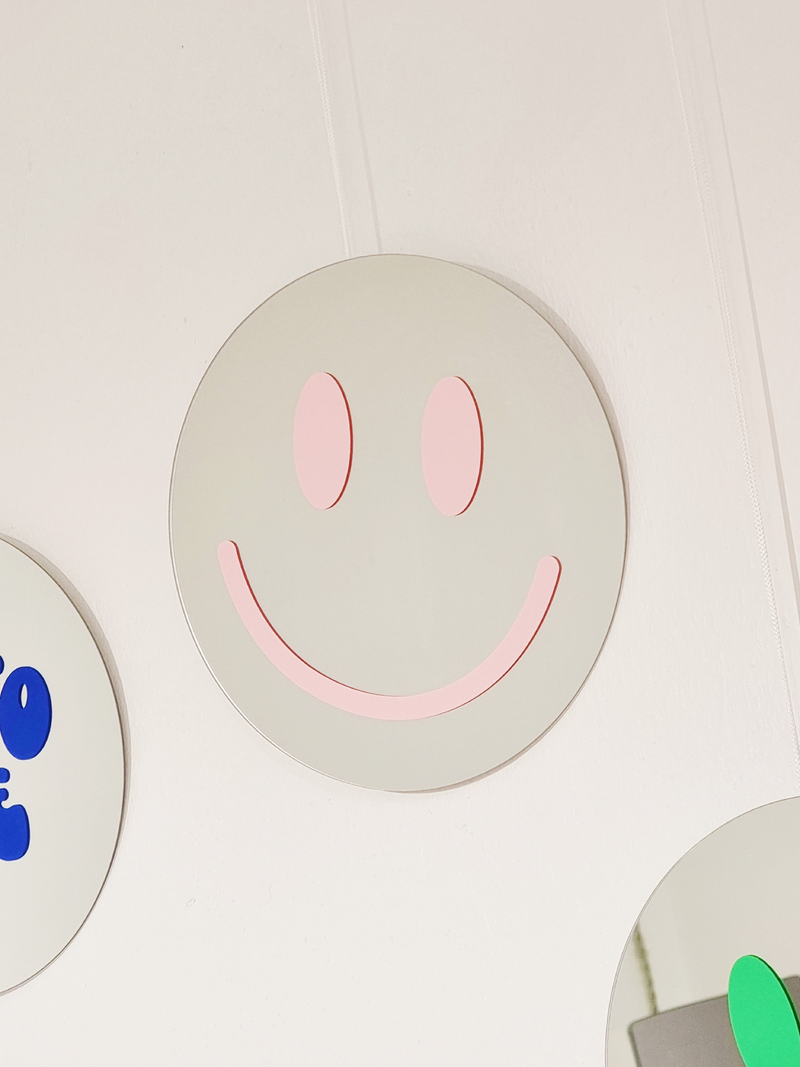 Smiley Mirror - Rosa - Spiegel