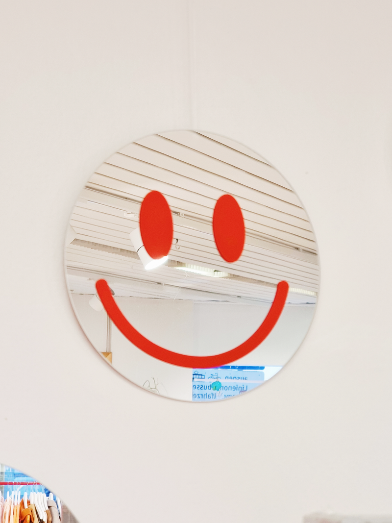 Smiley Mirror - Red - Spiegel